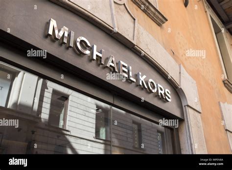 michael kors store rome.